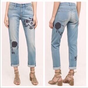 Anthropologie Pilcro and the letterpress blue embroidered floral denim jeans 25
